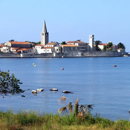 Appartement With Parking Space - 7137